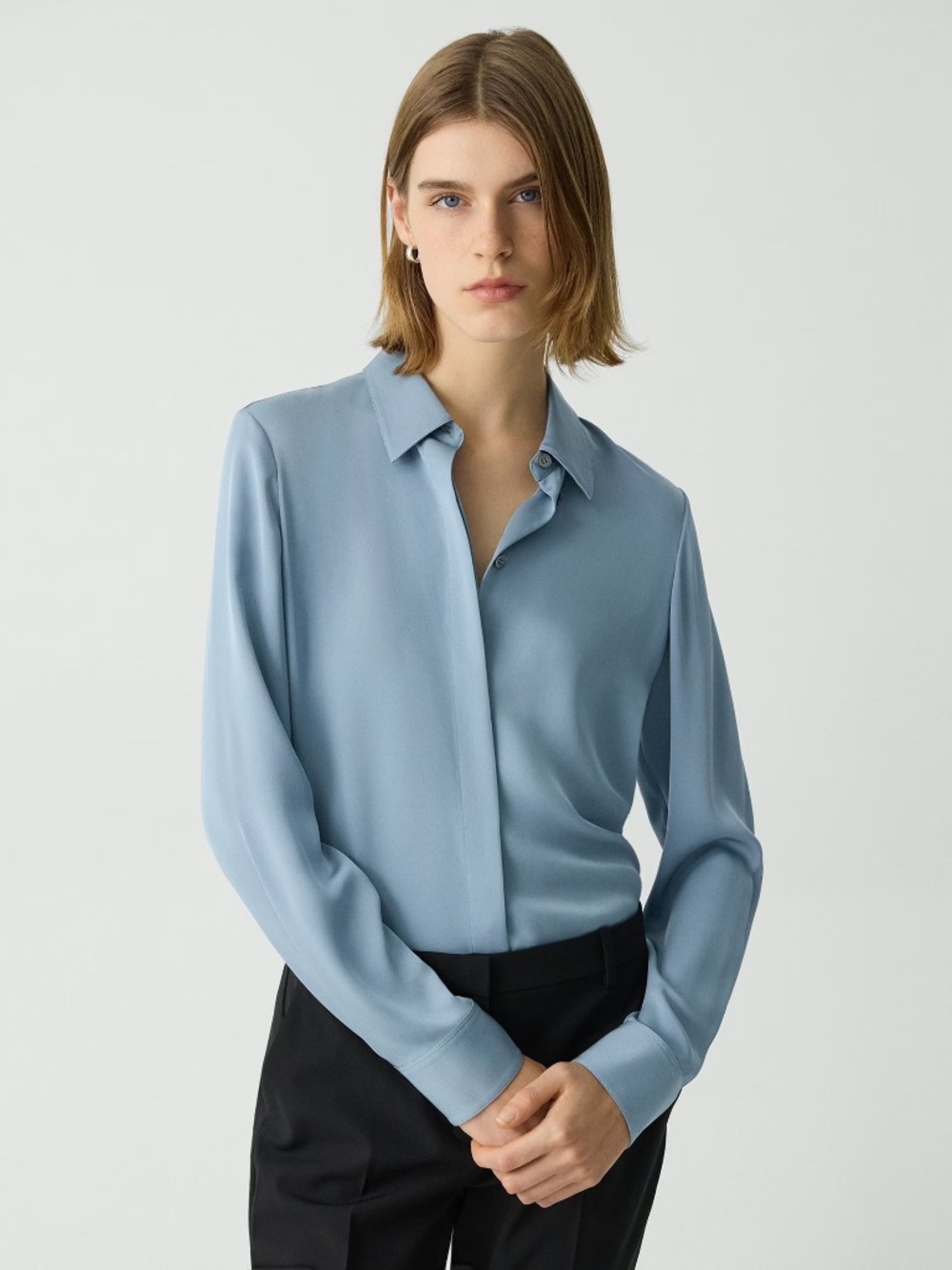 Theory Classic Fitted Shirt in Silk Georgette -Slate Blue- Size S